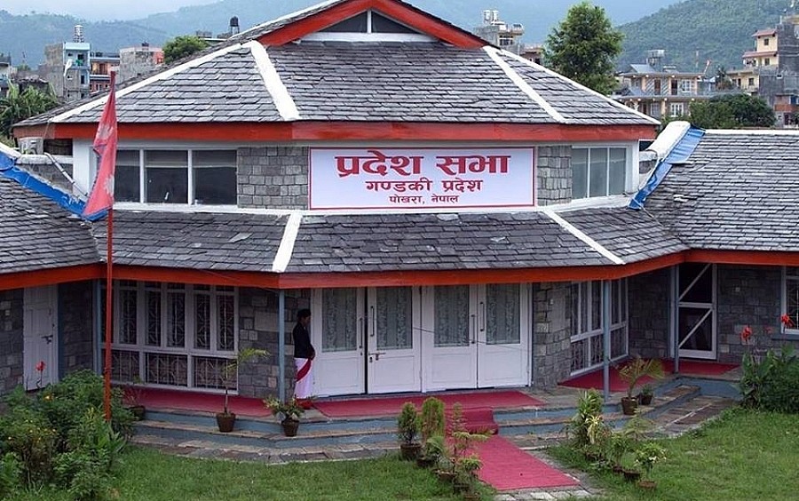 प्रदेश प्रमुखद्वारा मुख्यमन्त्री सुब्बाको राजीनामा स्वीकृत, नयाँ सरकार गठन गर्न ३ दिनको समय